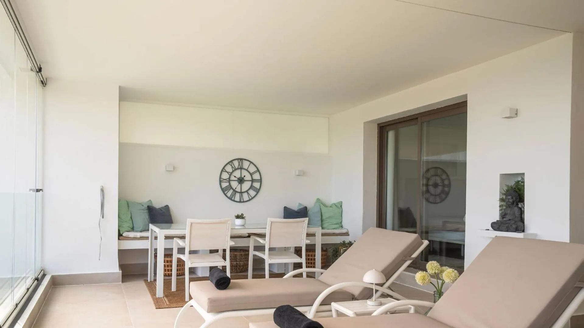 Elegant 2-Bedroom Apartment In The Prestigious Finca Cortesin Resort Buenas Noches