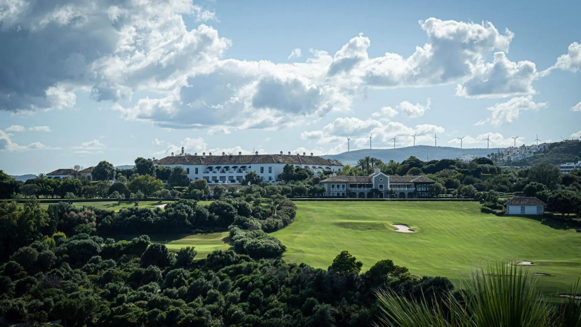 Elegant 2-Bedroom Apartment In The Prestigious Finca Cortesin Resort Buenas Noches إسبانيا