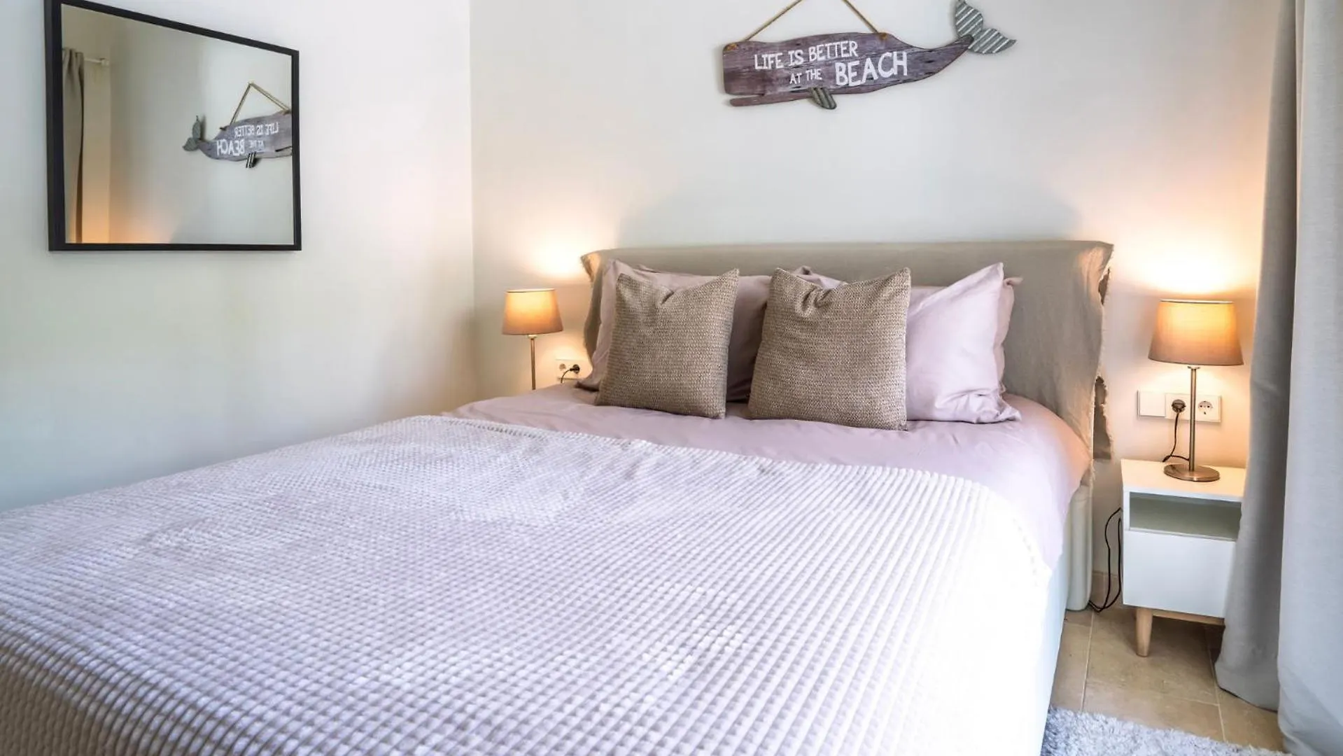 Elegant 2-Bedroom Apartment In The Prestigious Finca Cortesin Resort Buenas Noches